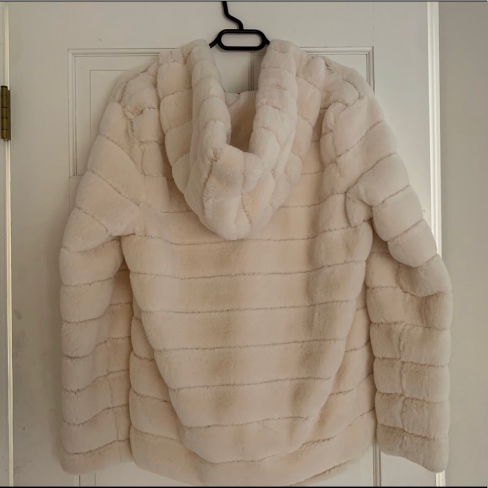 Faux fur white jacket